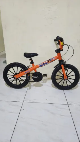  Vendo brinquedos 