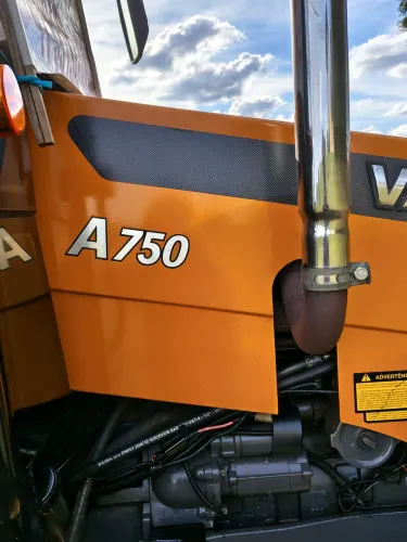 Trator Valtra A750 2010