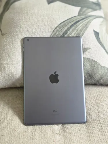Ipad 9° Geração (impecável, todo original de fábrica) 64Gb 