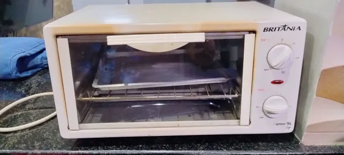Forno elétrico Britânia 9L