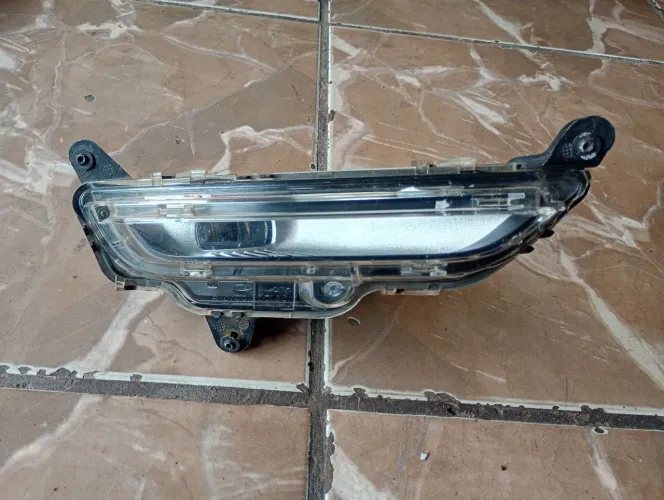 Farol Milha Direito Land Rover Evoque 2021 2022 2023 (K8d2 15200 AA )