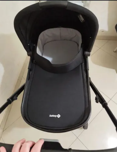 Carrinho safety magnific 5 em 1 .