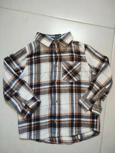 Linda camisa xadrez