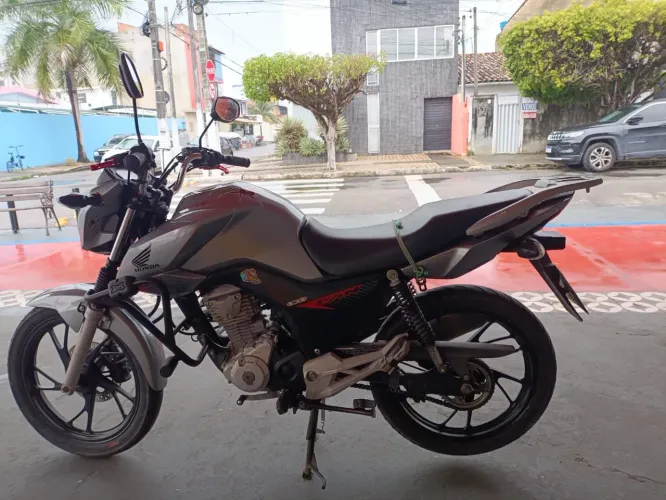 Honda Fan 160 2020 extra IPVA e licenciamento pago 