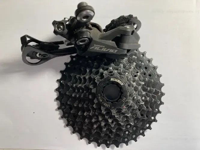 Câmbio Traseiro Shimano Alivio 9v RD-M3100 SGS e Cassete SunRun 9v 11-36