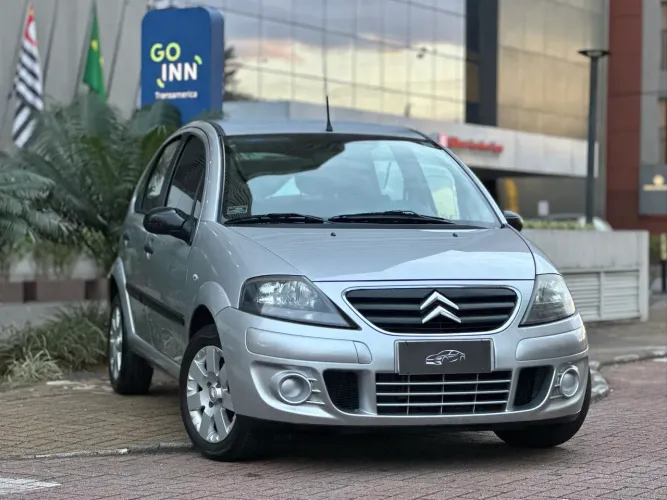 Citroen C3 GLX 1.4/ GLX Sonora 1.4 Flex 8V 5P 2012