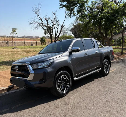 Toyota Hilux CD SRV 4X4 2.8 TDI Diesel Aut. 2021