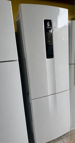 Geladeira Electrolux IB6 nova Bivolt 