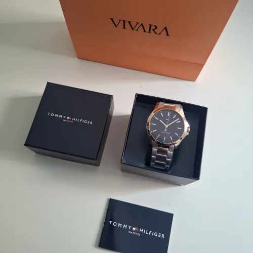 Relógio Tommy Hilfiger Original de Aço Prateado