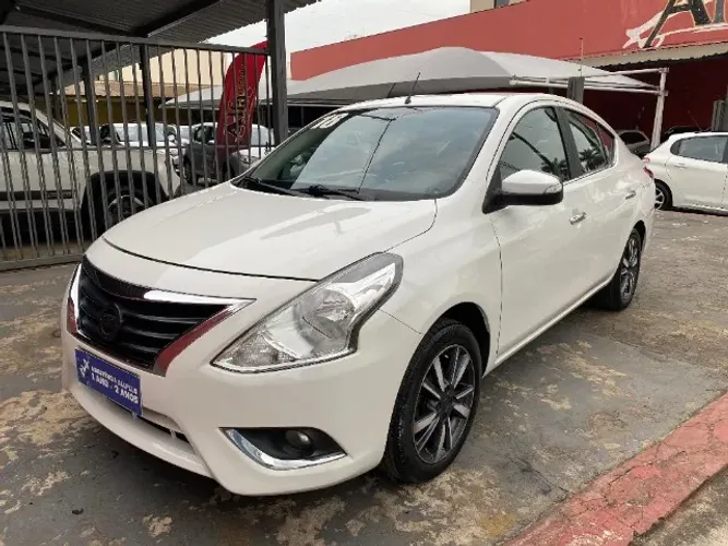 Nissan Versa SL 1.6 16V Flexstart 4P Aut. 2018