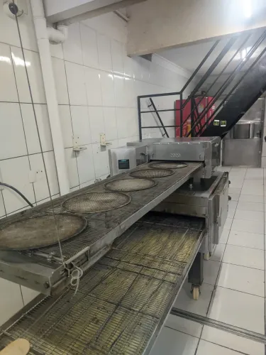 Forno pizza elétrico esteira alongada TurboChef