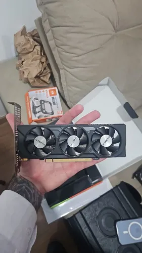 Placa de Vídeo RTX 4060 OC Gigabyte NVIDIA GeForce, 8GB, GDDR6, LOW PROFILE