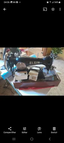Maquina de costura Elgin