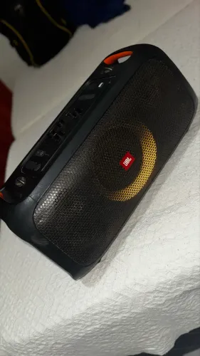 JBL Partybox on the go