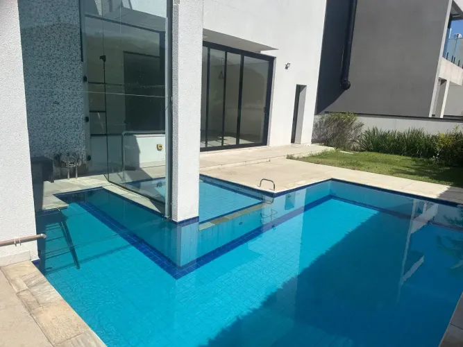 Casa a venda no condomínio Villa Solaia