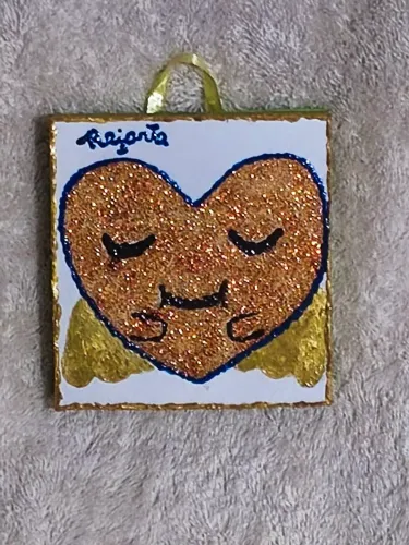 Pintura de coração com asas