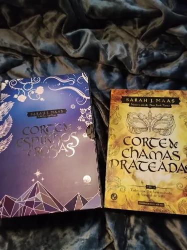 Box ACOTAR + Corte de chamas prateadas