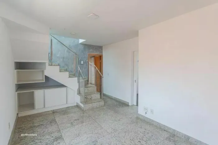 Cobertura Duplex com 03 quartos à venda, 140m²