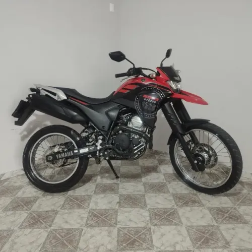 XTZ Lander 250 Muito Conservada!!!