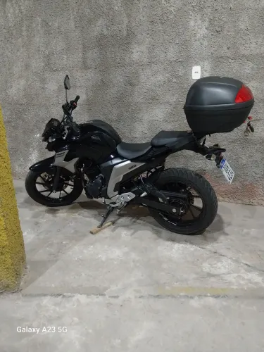 Vendo fazer fz25 250 2019 com 25.500 km