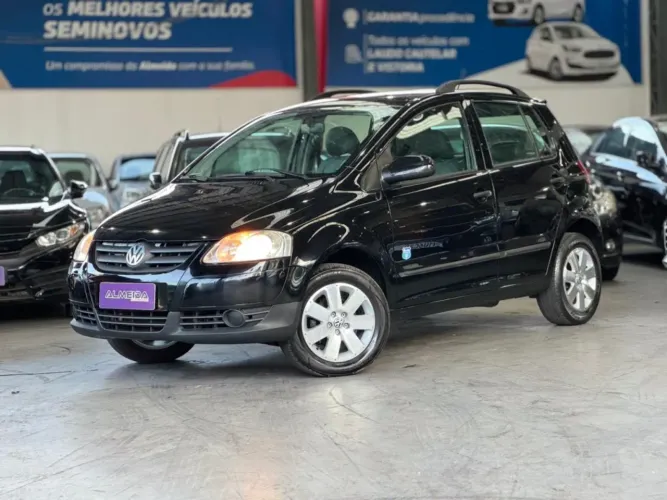 Volkswagen Fox Route 1.6 MI Total Flex 8V 5P 2009
