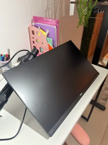 Monitor Samsung Odyssey G30 + Monitor Philips