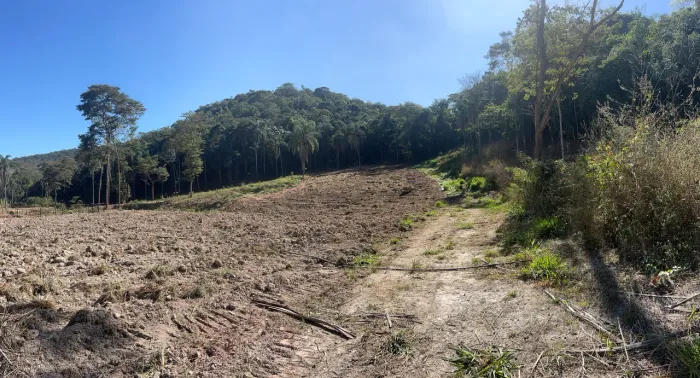 Vendo ou troco chácara de 9.282 m2