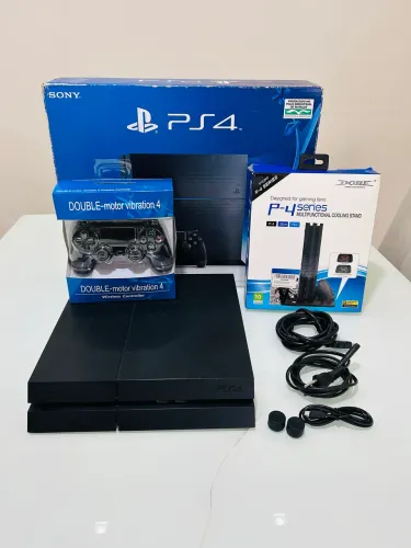 PS4 Fat 500GB Impecável - Nunca Aberto
