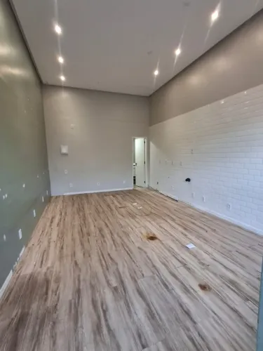 Sala Comercial 28m² Terréa no Centro Comercial Le Bon Marché no Dom Pedro