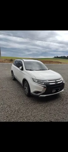 Mitsubishi Outlander 2.0 16V 160cv Aut. 2016