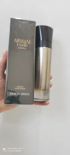 Armani code Absolut pouquíssimo usado,tem mais de 100 ml disponível