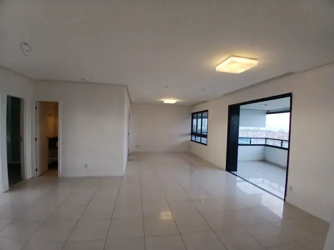Alugue no Horto Florestal | 194,00 m², 4 Suítes, 4 Garagens | Infraestrutura completa | Sa