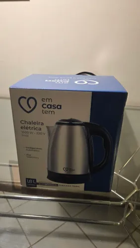 Chaleira elétrica nova