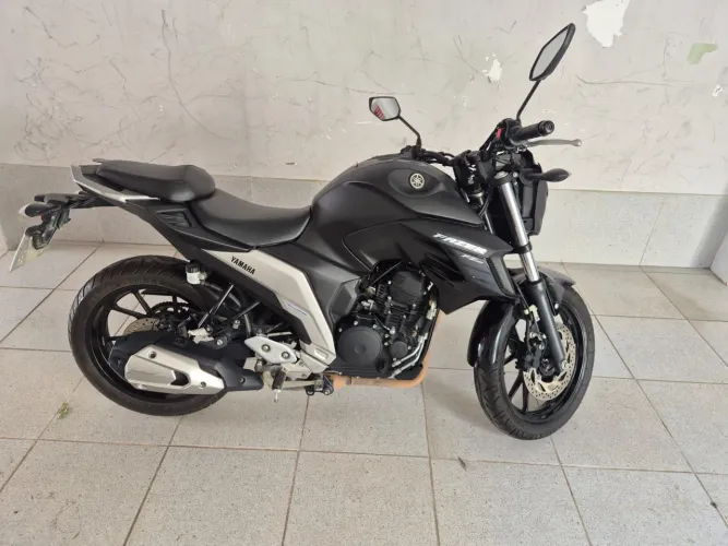 Fazer 250