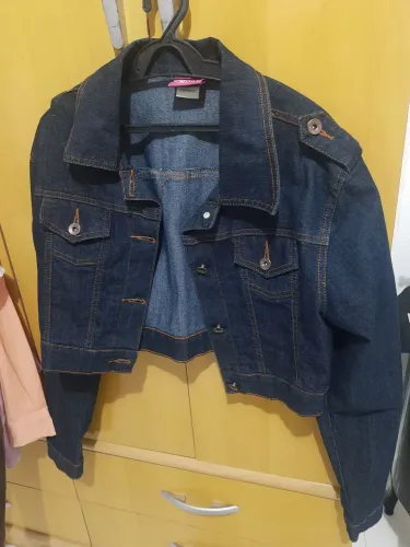 Jaqueta jeans croped
