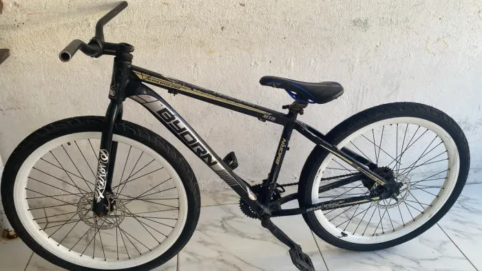 Bike tem que ajeita 