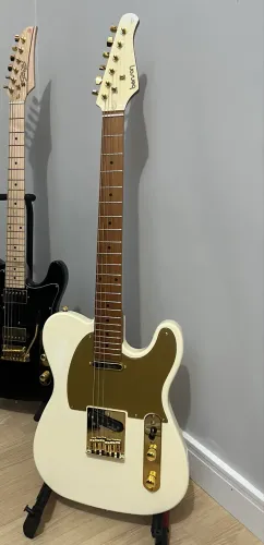 Guitarra Benson Hardy 904