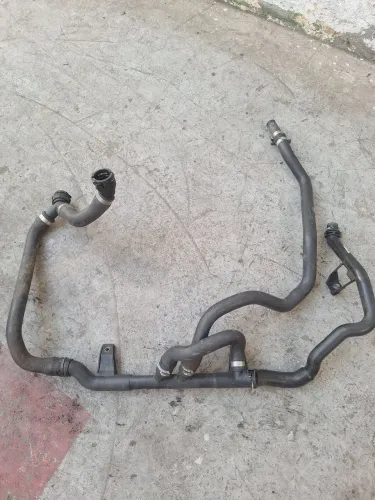 Cano d'água bmw 320i