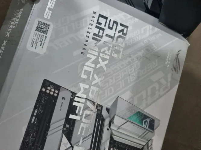 ROG STRIX X670E A GAMING