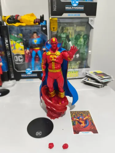 Red tornado MCFARLANE 