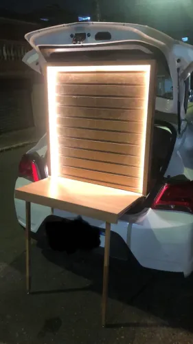 Expositor para porta malas com LED - loja móvel!