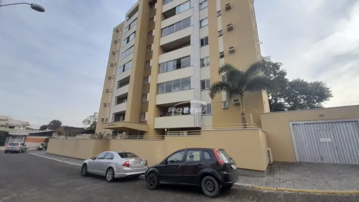Apartamento mobiliado 2 dormitórios com suíte disponível para locação no Bairro Fortaleza