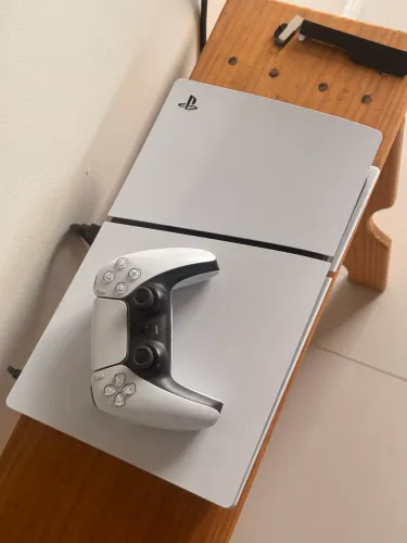 PS5 Slim Mídia Física