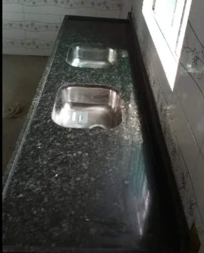 Balcão de cozinha duas cubas. Nunca usado.