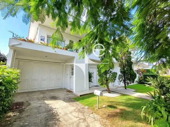 Casa 4 quartos em Jurerê Internacional