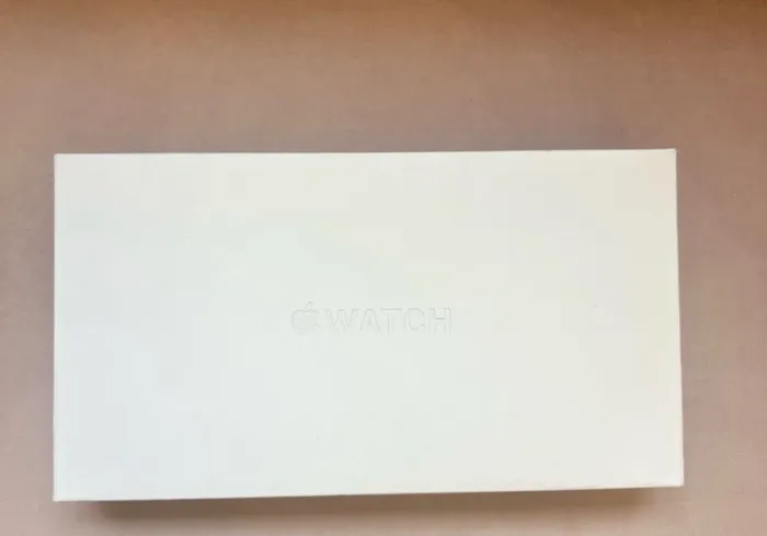 Apple Watch Ultra 3 cor natural lacrado