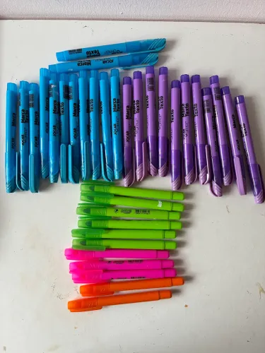 LOTE DE MARCA TEXTOS EM GEL E COMUM - PAPELARIA ESCRITÓRIO ESCOLA