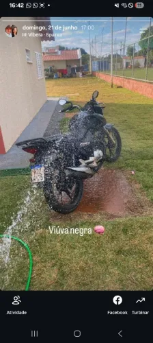 Vendo fan 160 2023 mais esta com 4 milímetro no motor não tem débito moto boa