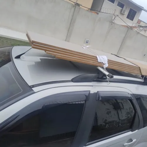 Faço frete pequenos e transportes