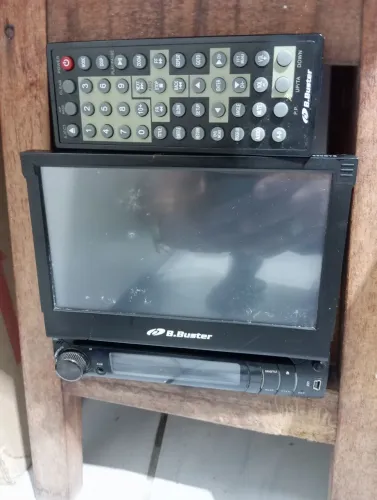 Vendo um som de marcar B.Buster semi novo.po 100 reais